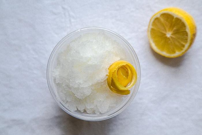 Granita Vodka Tonic: un cocktail rinfrescante per l'estate