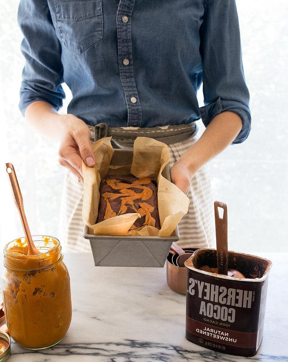 Brownies per due con un vortice di zucca
