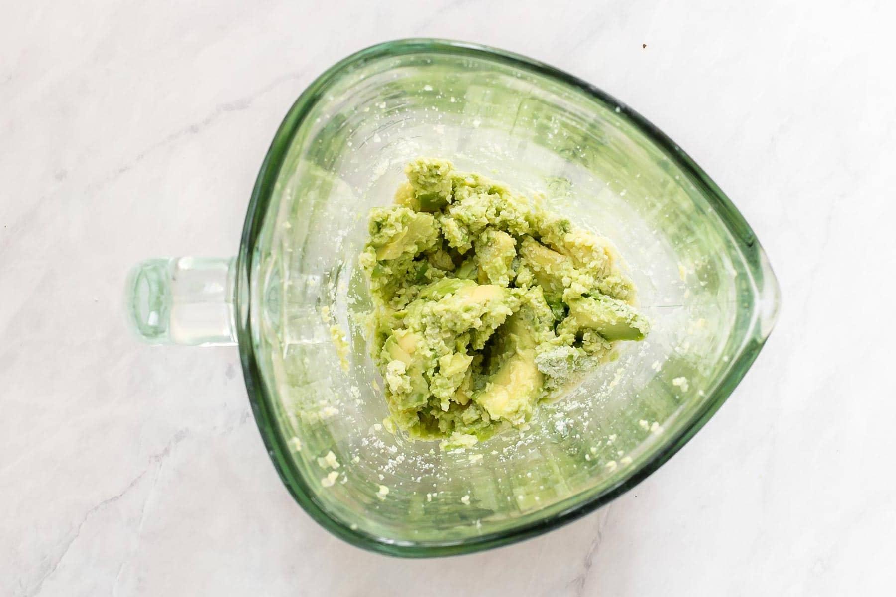 Avocado pasta sauce in blender.