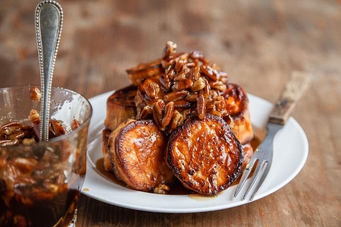 Il Giorno del Ringraziamento per Due 39 Patate Dolci Arrosto per la Cena di Ringraziamento