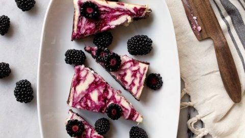 Brownies al Cheesecake e More, un classico reinventato per i palati più esigenti.