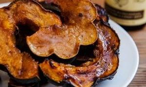 Zucca Acorn al Forno con Vaniglia e Zucchero di Canna