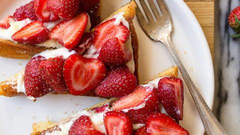 Ricetta Toast Cheesecake con Fragole