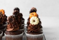 Spiced Chocolate Pumpkin Cupcakes