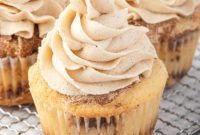 Spiced Snickerdoodle Dream Cakes