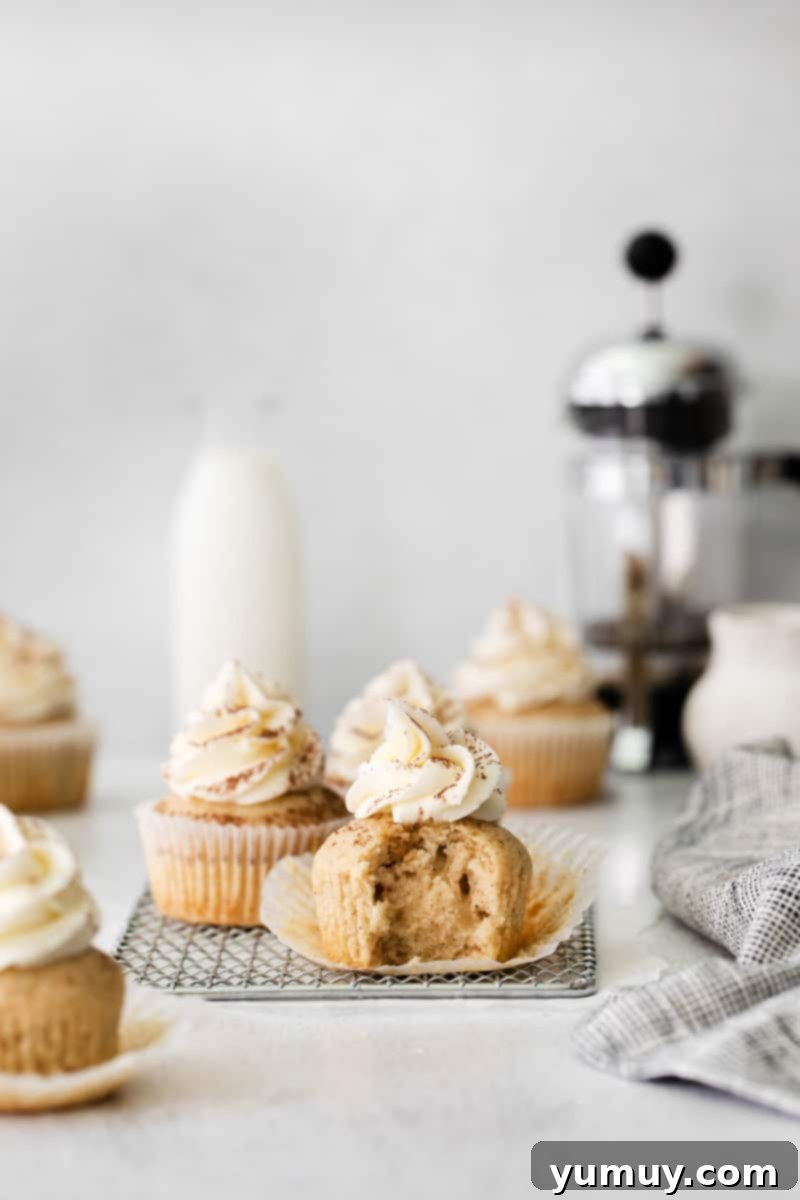 Decadent Tiramisu Cupcakes 1 featured 34201