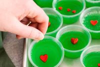 Grinch’s Grumpy Green Shots