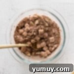 How to combine dry ingredients for pumpkin hot cocoa bombs.